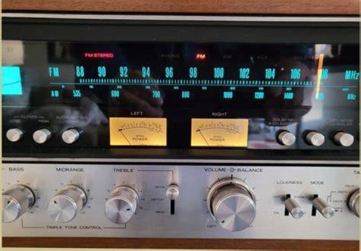 Are there any Sansui 9090 stereo receivers left?