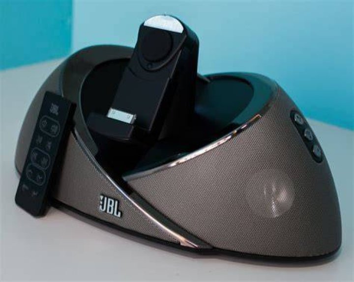 How do I connect my JBL OnBeat air?