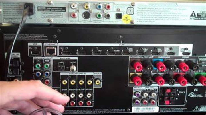 How do I hook up speakers to my CD player?