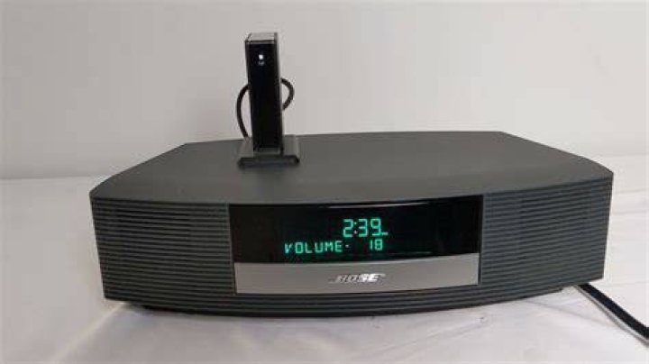 How does the Bose Wave SoundLink adapter work?