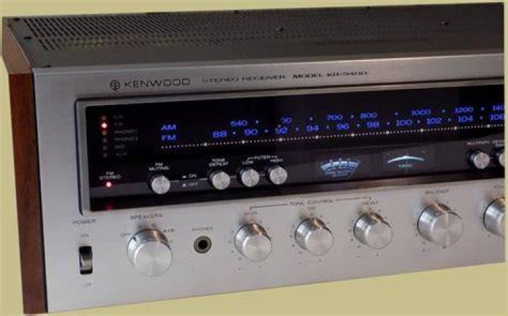 How does the Kenwood kr-9400 stereo decoder work?