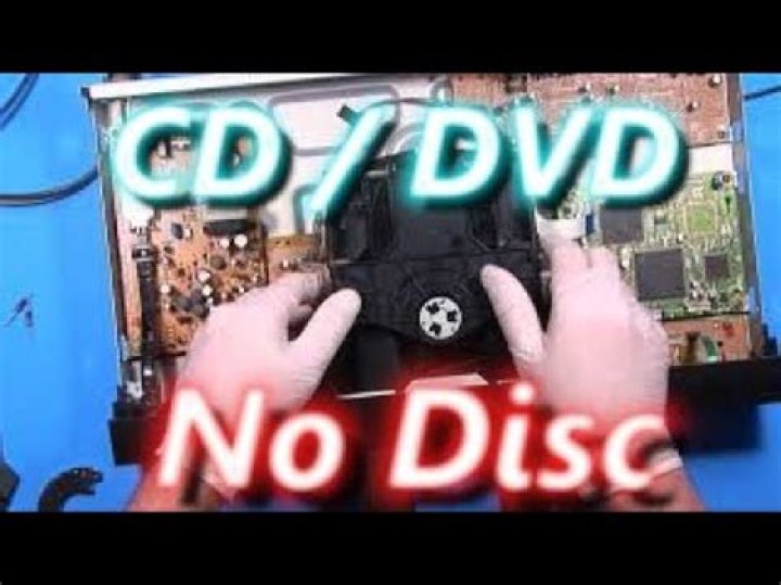 How to fix CD player that says no disc?