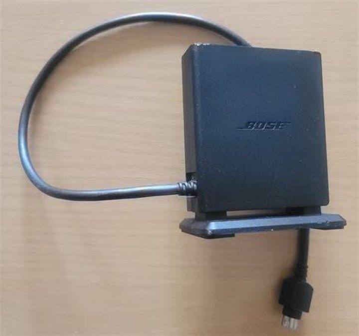 What does a Bose Soundlink adapter do?