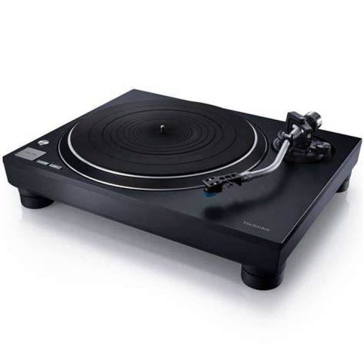 What kind of record player does Technics make?