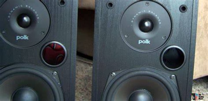 What makes Polk Audio R15 2 way speakers so good?