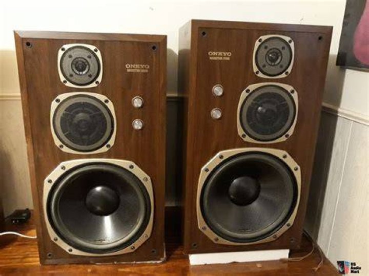 When was the first Onkyo stereo speaker made?